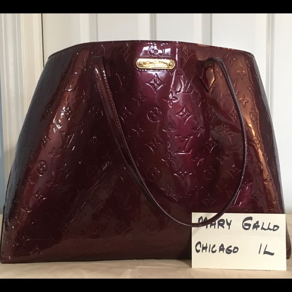 Authentic Louis Vuitton tote in raspberry patent. - Picture 2 of 9